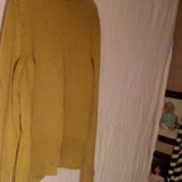 Talbots sweater - Picture 2 of 2